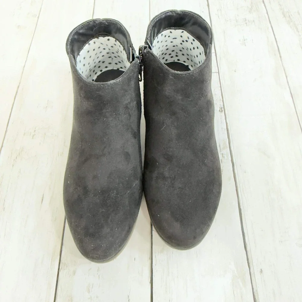 Cat & Jack Girl's Black Faux Suede‎ Ankle Boots Side Zip Size 1